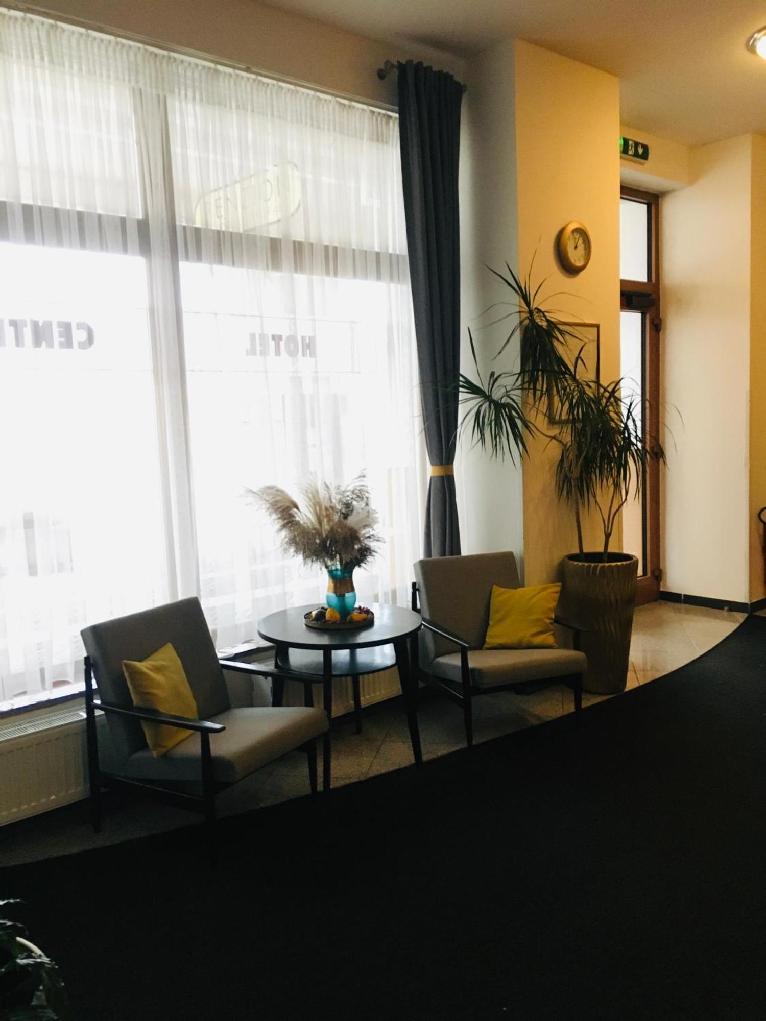 Penzion Hotelu Central Dvůr Králové nad Labem Bagian luar foto