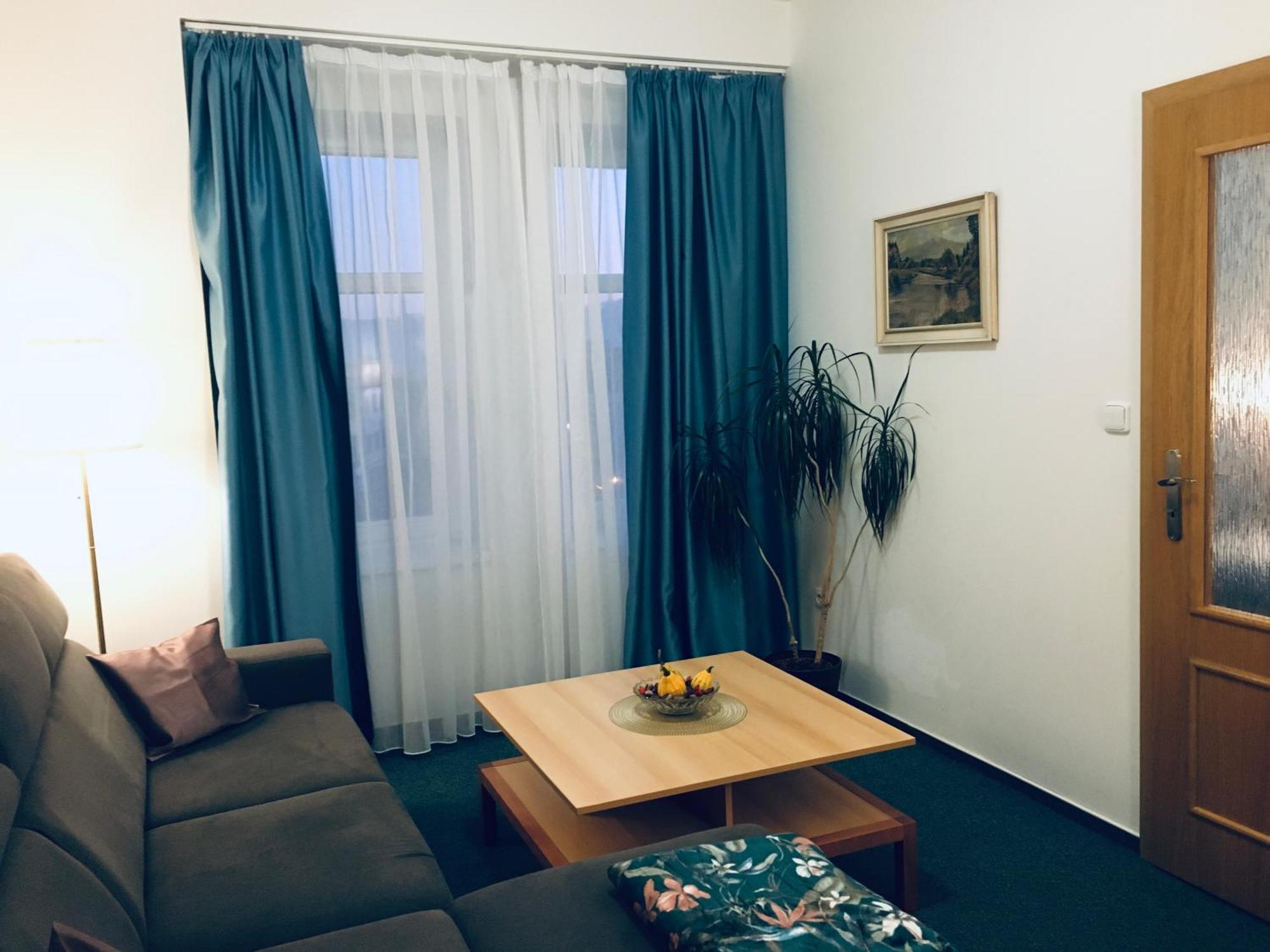 Penzion Hotelu Central Dvůr Králové nad Labem Bagian luar foto