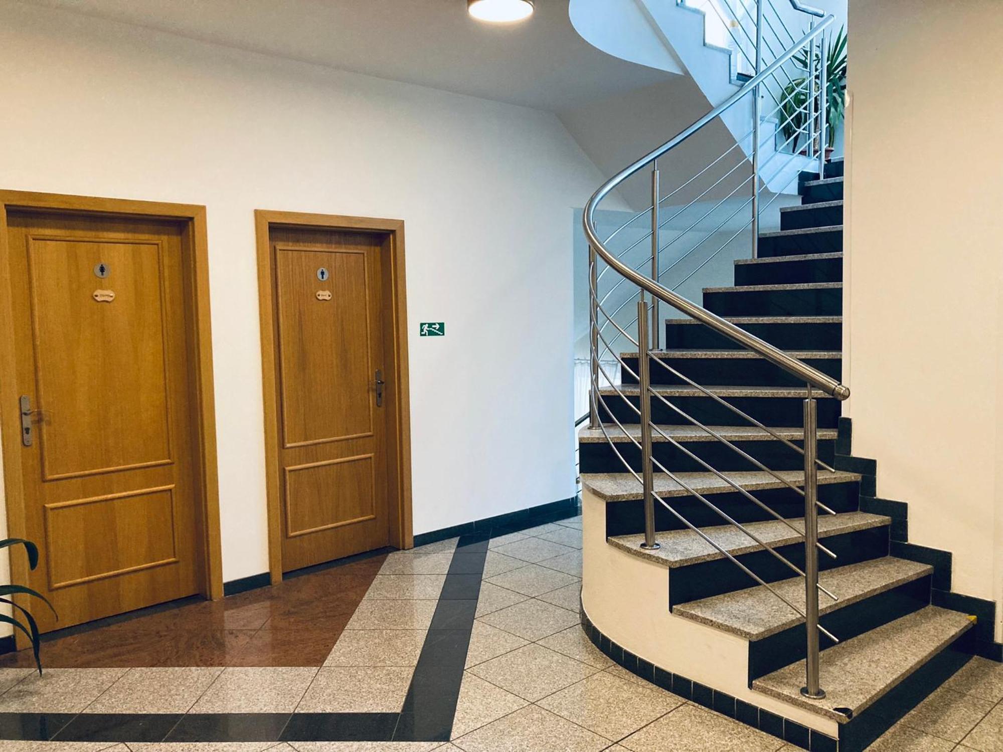 Penzion Hotelu Central Dvůr Králové nad Labem Bagian luar foto